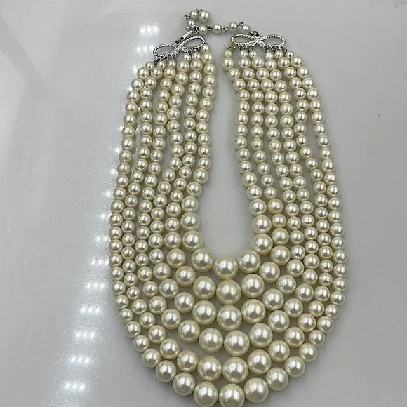 VtgElegant14”-20”SixStrands Graduated White Faux Pearl Necklace WithSilver Clasp - Picture 5 of 5